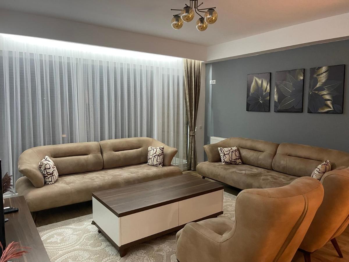 Daf Apartaments Pristina Eksteriør billede
